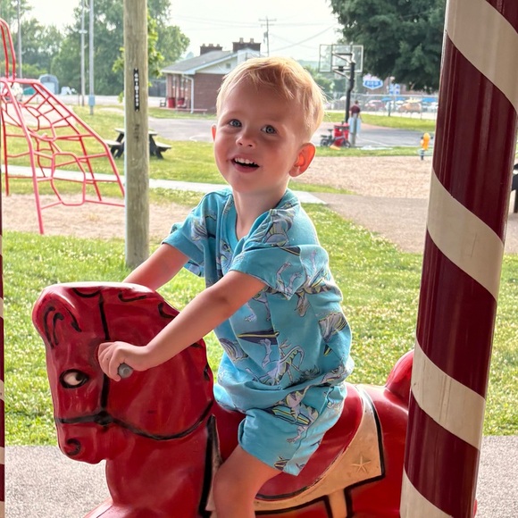 Meet your Posher, Jennifer - Picture 13 of 16